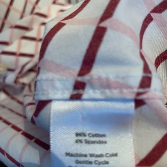 Talbots cotton and spandex wrinkle resistant button down. Worn 2x - Picture 3 of 3